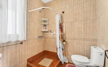 Property slide 39