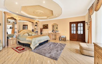 Property slide 16