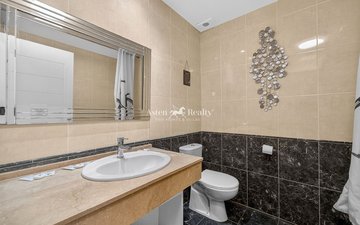 Property slide 25