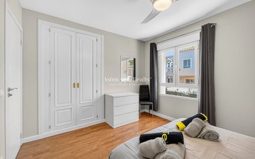Property slide 20