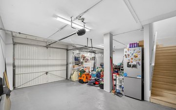 Property slide 40