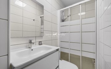 Property slide 38