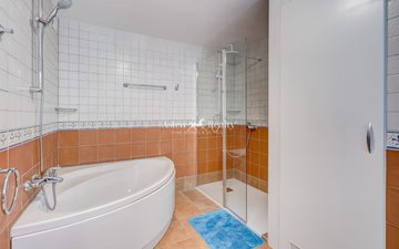 Property slide 15