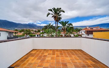 Property slide 46