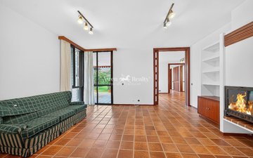 Property slide 14