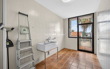 Property slide 22