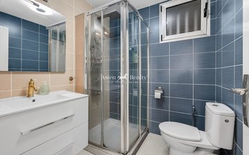 Property slide 17
