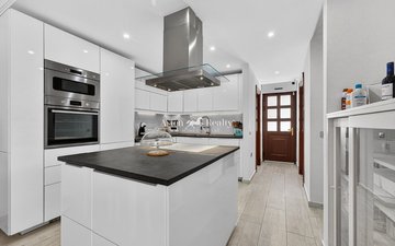 Property slide 10