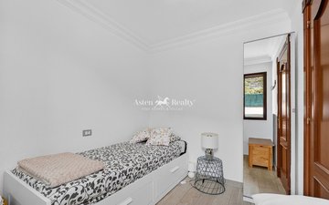 Property slide 15