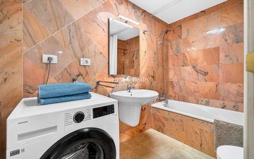 Property slide 20