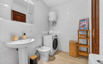 Property slide 14