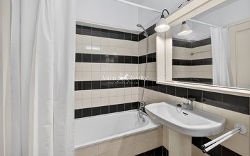 Property slide 16
