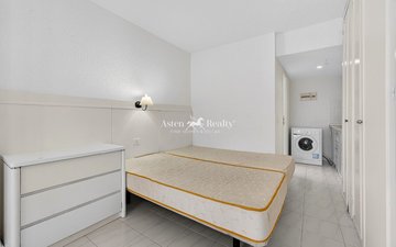 Property slide 14