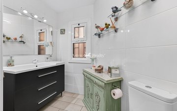 Property slide 5