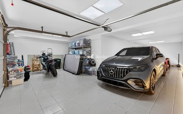 Property slide 40