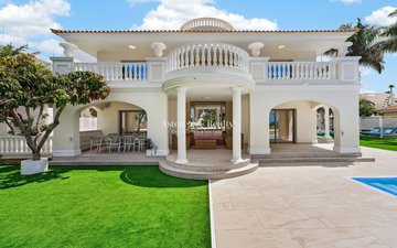 Property slide 19