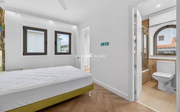Property slide 25
