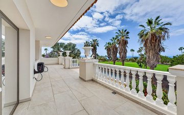 Property slide 30