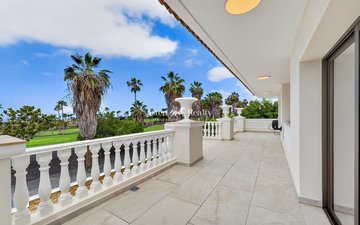 Property slide 32