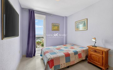 Property slide 17