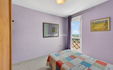 Property slide 24