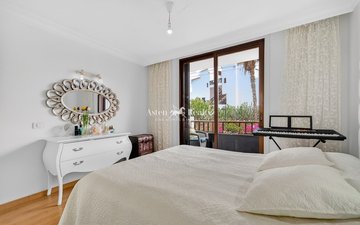 Property slide 10