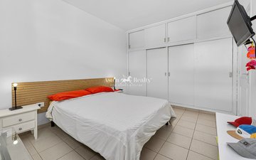 Property slide 14