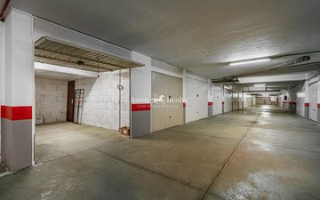 Property slide 16