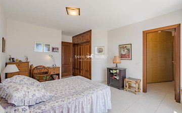 Property slide 5