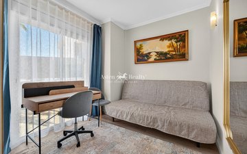 Property slide 21