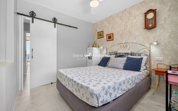 Property slide 22