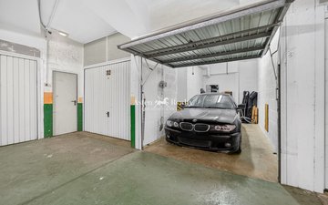 Property slide 25