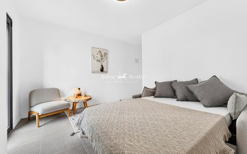 Property slide 23