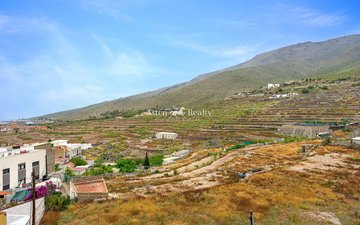 Property slide 23