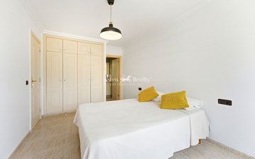 Property slide 25