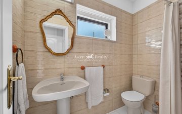 Property slide 24
