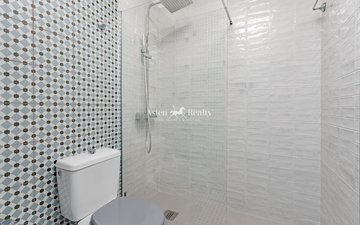Property slide 15