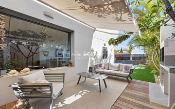 Property slide 10