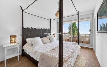 Property slide 21