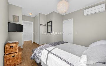 Property slide 34