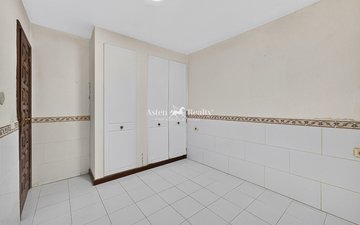 Property slide 5