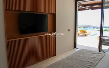 Property slide 21