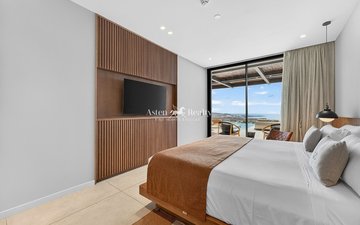 Property slide 50