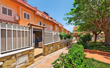 Property slide 22