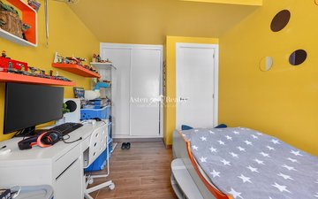 Property slide 12