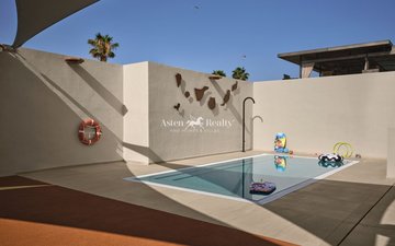 Property slide 40