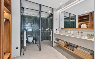 Property slide 18