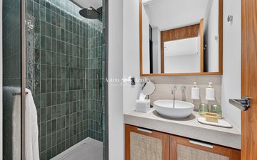 Property slide 25