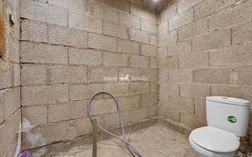 Property slide 34