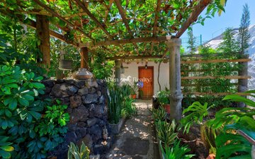 Property slide 23